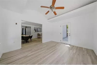 200 Huntcliff Court, Fayetteville, GA 30214 - Photo 14