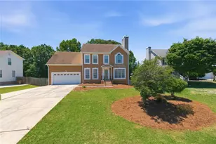 321 Jodeco Station Cir E, Stockbridge, GA 30281 - Photo 2
