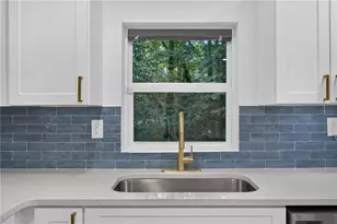 4128 Lindsey Dr, Decatur, GA 30035 - Photo 18