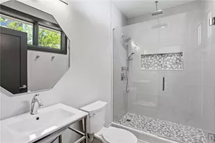 200 Old Ivy Rd NE, Atlanta, GA 30342 - Photo 46