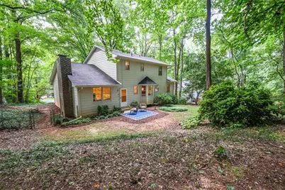 4649 Montauk Road SW, Lilburn, GA 30047 - Photo 38