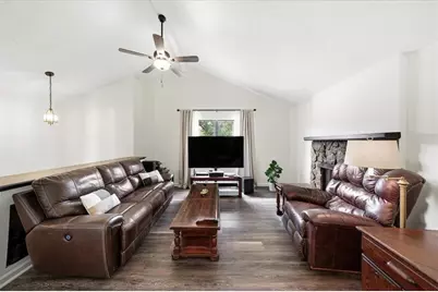 2561 Ripple Way, Lawrenceville, GA 30043 - Photo 2