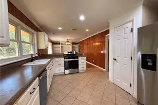 1395 Siesta Ln, Marietta, GA 30062 - Photo 4