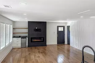 2193 Park Terrace, Atlanta, GA 30337 - Photo 2