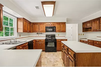 1632 Ellington Road SE, Conyers, GA 30013 - Photo 14