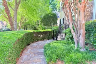 5480 Ashewoode Downs Dr, Johns Creek, GA 30005 - Photo 4