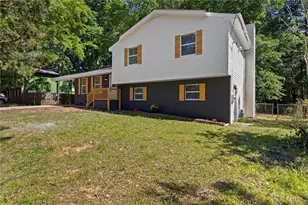 182 Slicky Rock Ct, Riverdale, GA 30274 - Photo 2
