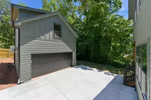 17 Lakeview Dr NE, Atlanta, GA 30317 - Photo 38