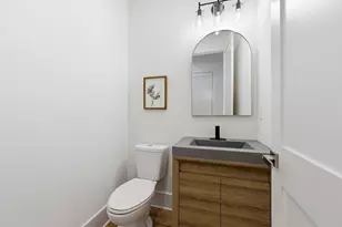 17 Lakeview Dr NE, Atlanta, GA 30317 - Photo 18