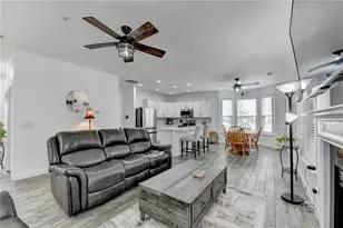 3329 Castleberry Village Cir, Cumming, GA 30040 - Photo 6