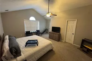 1922 Manhattan Pkwy, Decatur, GA 30035 - Photo 6