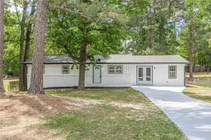 8591 Chestnut Ln, Lithia Springs, GA 30122 - Photo 1
