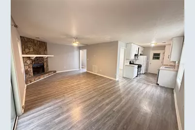 290 W Junction Court NW, Kennesaw, GA 30144 - Photo 4