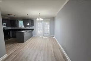 400 Summer Pl, Norcross, GA 30071 - Photo 8