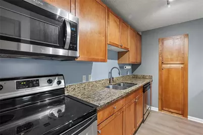 2657 Lenox Road NE #L163, Atlanta, GA 30324 - Photo 10