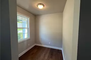 352 Lakeside Ct, Canton, GA 30114 - Photo 2