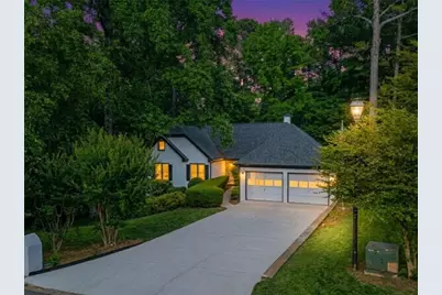1190 St Ives Ct, Suwanee, GA 30024 - Photo 2