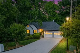 1190 St Ives Ct, Suwanee, GA 30024 - Photo 2