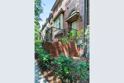 19 High Top Road, Atlanta, GA 30328 - Photo 2