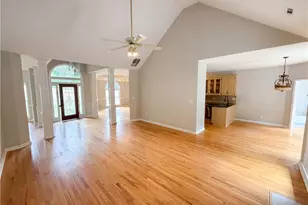 15 Navaho Ln, Sharpsburg, GA 30277 - Photo 4