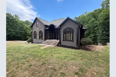 15 Navaho Lane, Sharpsburg, GA 30277 - Photo 2
