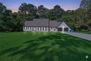 2223 Angela Dr SW, Lilburn, GA 30047 - Photo 24