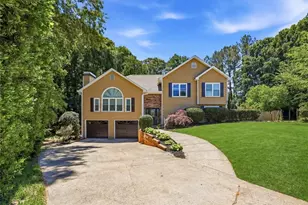 102 Hearthstone Dr, Woodstock, GA 30189 - Photo 2