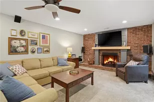 2484 Marguerite Pl N E, Marietta, GA 30068 - Photo 32