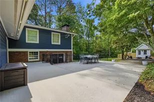 2484 Marguerite Pl N E, Marietta, GA 30068 - Photo 44