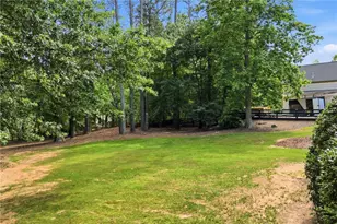401 Maple Ridge Ct, Cumming, GA 30028 - Photo 56