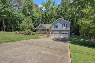 1354 W Prospect Dr, Lawrenceville, GA 30043 - Photo 2