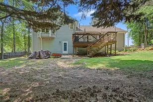 1354 W Prospect Dr, Lawrenceville, GA 30043 - Photo 28
