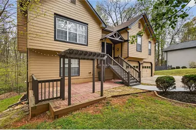 5423 Sugar Mill Drive, Flowery Branch, GA 30542 - Photo 2