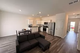 105 Thetford Wy, Winder, GA 30680 - Photo 2