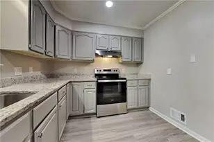 2075 Pinella Dr, Grayson, GA 30017 - Photo 4