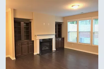 1055 Hampton Oaks Drive, Alpharetta, GA 30004 - Photo 4