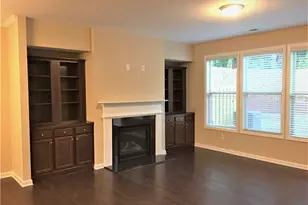1055 Hampton Oaks Dr, Alpharetta, GA 30004 - Photo 4