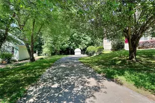 121 Brookhaven Ln, Canton, GA 30114 - Photo 38