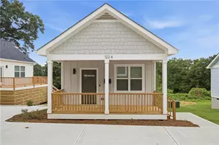 122 Hilltop Dr SW, Atlanta, GA 30315 - Photo 1