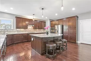 611 La Perla Dr, Buford, GA 30518 - Photo 12