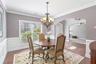 611 La Perla Dr, Buford, GA 30518 - Photo 6