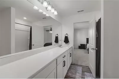 300 Hyde Park, Winder, GA 30680 - Photo 26
