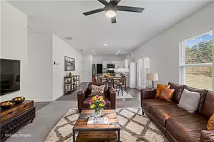 300 Hyde Pk, Winder, GA 30680 - Photo 10