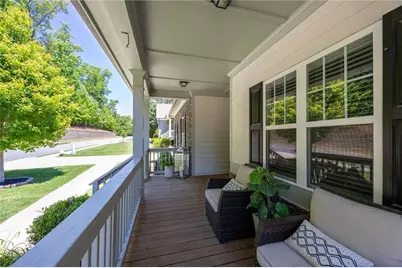 515 S Bound Court, Acworth, GA 30102 - Photo 4