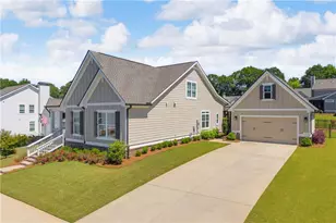 943 Clubside Dr, Monroe, GA 30655 - Photo 2
