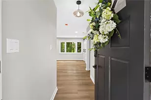 1720 Starlight Dr, Marietta, GA 30062 - Photo 2