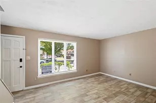 1204 Ashborough Terrace SE, Marietta, GA 30067 - Photo 2