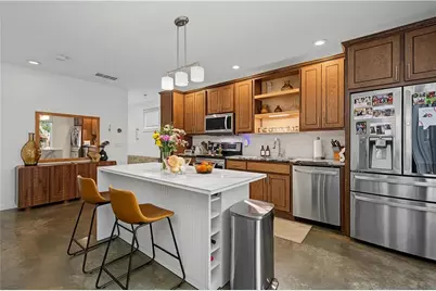 1213 Van Allen Mews  NW, Atlanta, GA 30318 - Photo 4