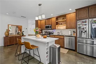 1213 Van Allen Mews NW, Atlanta, GA 30318 - Photo 4