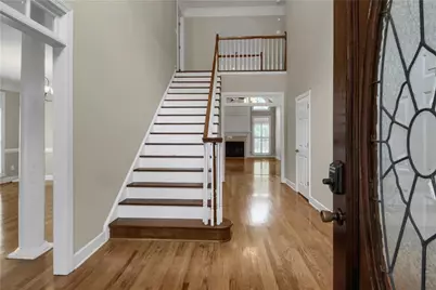 312 Declaire Way NE, Marietta, GA 30067 - Photo 4